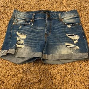 Stretchy waistband and soft material